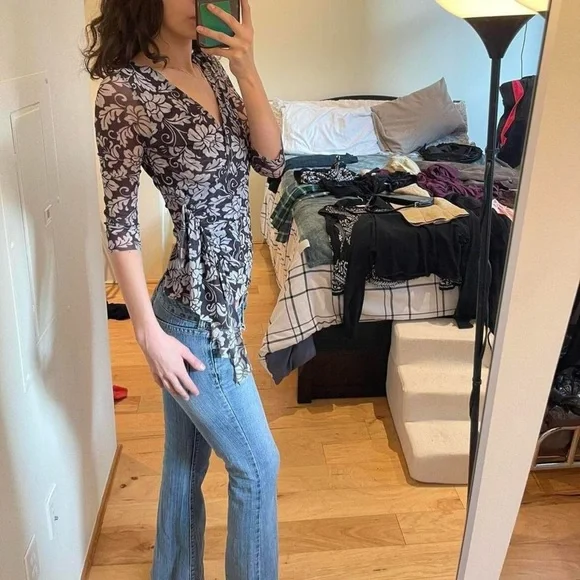 Black and White Floral Wrap Blouse - Picture 4 of 4